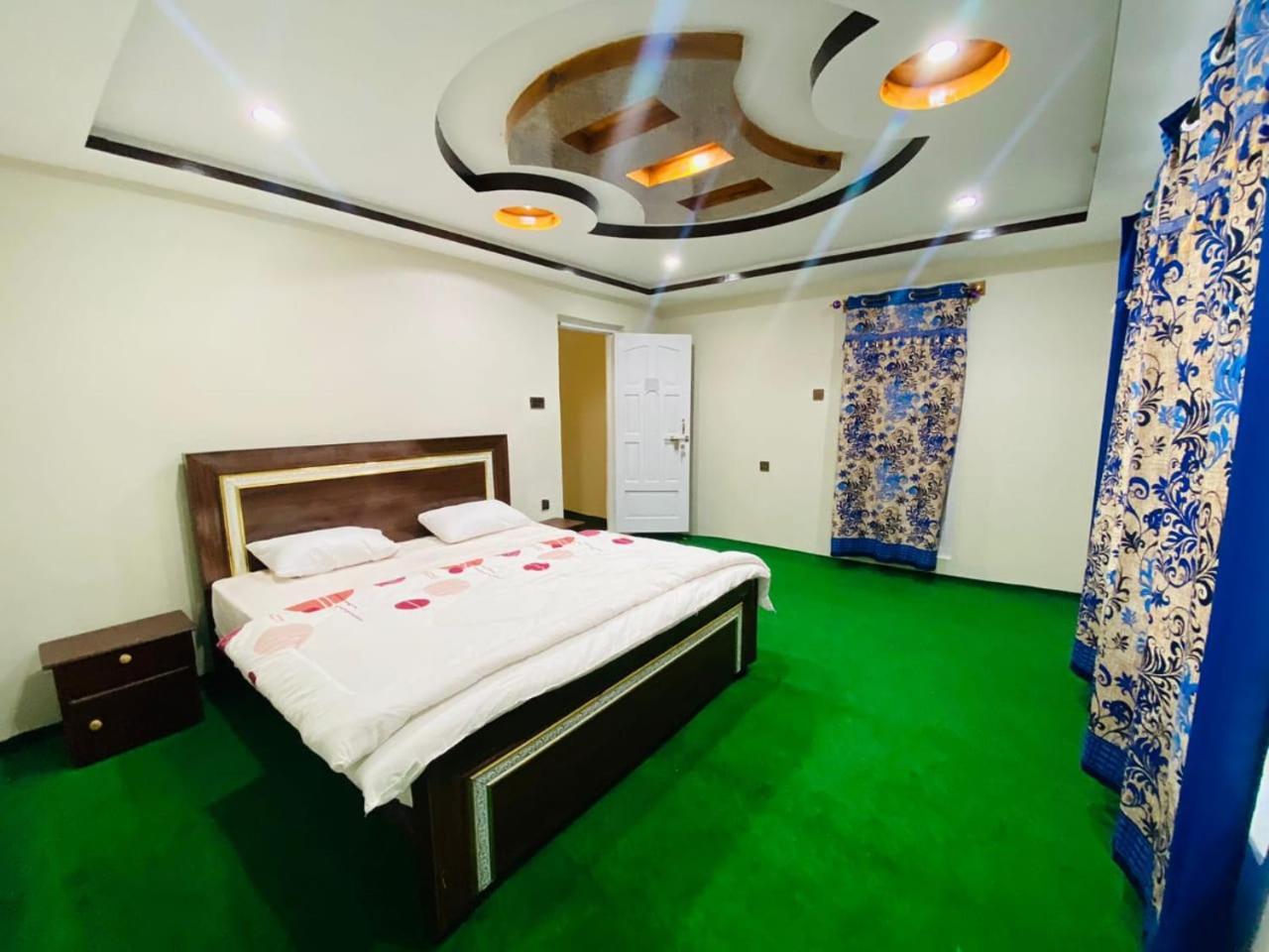 Skardu One Resort And Guest House Exteriör bild